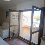 아파트 Kennedy Family Apts *