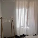 Kennedy Family Apts 아파트