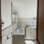 아파트 Kennedy Family Apts